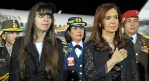 Mientras prepara su lanzamiento electoral, Cristina Kirchner viaja a Cuba a visitar a Florencia