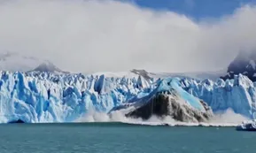 Así fue el impactante derrumbe en el glaciar Perito Moreno