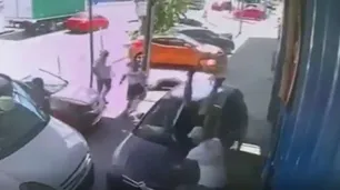 Violencia en San Justo: discutió con su padre, atropelló a un hombre y escapó