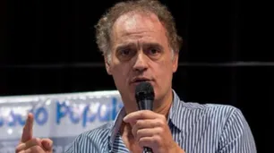 Aníbal Ibarra: "A Milei no lo tendría en mi casa y lo tenemos de presidente"