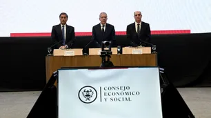 El gobernador de Santiago del Estero, Elías Suárez, criticó al Gobierno nacional: "Cierre de industrias y ausencia de políticas públicas"