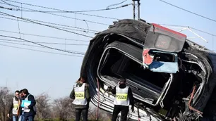 Italia: al menos dos muertos al descarrilar un tren de alta velocidad cerca de Milán