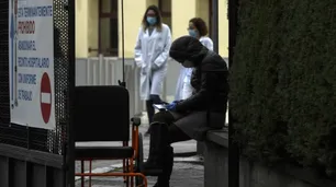 Coronavirus en España: hubo 950 muertes en 24 horas y se registran más de 100.000 infectados