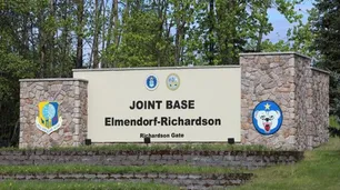 Reunión Trump-Putin: cómo es la Base militar Conjunta Elmendorf-Richardson en Alaska