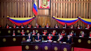 El Vaticano defendió su asistencia en la toma de posesión de Maduro