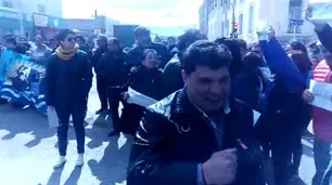 Escracharon a Rudy Ulloa y a sus "muchachos peronistas" en un acto en Río Gallegos