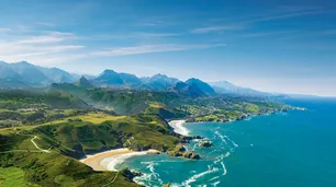 Por qué viajar a Asturias: el paraíso natural de España que sorprende a los argentinos