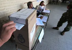 El delfín de Urribarri busca retener el poder