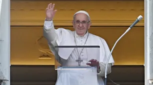 El Papa llamó al diálogo y dijo "estar cerca del querido pueblo de Cuba en estos momentos difíciles"
