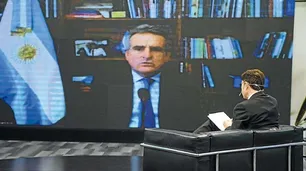 Agustín Rossi anunció avances en la construcciones de lanchas de la Armada