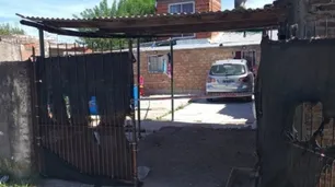 Madre aprendía a manejar, atropelló a sus tres hijos y mató a la más chica, de 4 años