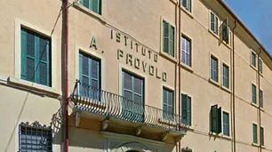 Abusos: uno de los curas del Provolo se oculta en la congregación en Italia