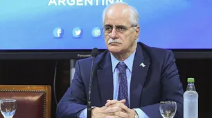 El regalo sarcástico a Taiana para que "no se duerma" en la justicia por la disputa con mapuches