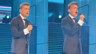 Luis Miguel en Argentina: las redes sociales dudan si es un doble quien sube al escenario