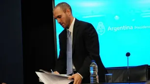 Guzmán viaja a Italia para participar del G20 y seguirá negociando con el FMI