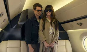 Anne Hathaway y Nicholas Galitzine protagonizan la comedia romántica de la nueva era