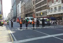 Un muerto por una explosión en una cámara de luz en el Microcentro
