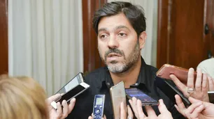 Clases presenciales | Carlos Bianco le respondió a Iguacel por el corte de rutas: “Es un delito federal"