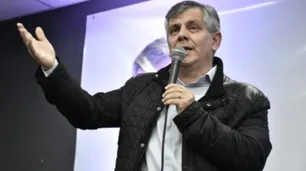 Se bajó el candidato de Javier Milei en la Provincia, una gota en el desierto para JxC