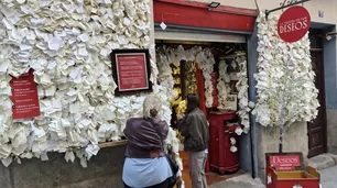La calle secreta de Madrid en la que cuelgan 160.000 deseos