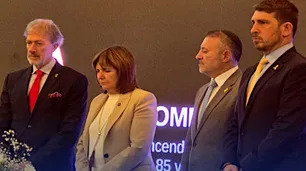 Aniversario del atentado a la AMIA: Bullrich afirmó que la Argentina mantiene monitoreos permanentes para prevenir atentados terroristas
