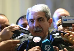 Aníbal F. presiona a Marcos Peña: "Hay temas que debería saber"