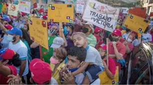 Empleados públicos se rebelaron contra el chavismo: "Maduro, tú eres el genocida"