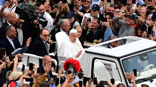 Murió el papa Francisco: los problemas de salud contra los que luchó desde su juventud hasta sus últimos días