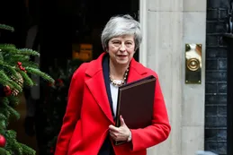 Theresa May ataca plan de segundo referéndum por violar la confianza