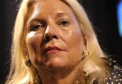 Carrió: "Que la gente no se confunda, hay mafias que siguen"