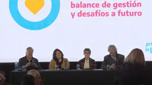 Revelan que Carla Vizzotti permitió visitas a internados por Covid-19 cuando había aislamiento