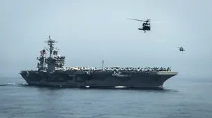 Estados Unidos movilizó un portaviones al Golfo Pérsico para presionar a Irán