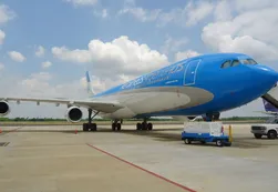 Un avión de Aerolíneas se "topó" con un drone segundos antes de aterrizar