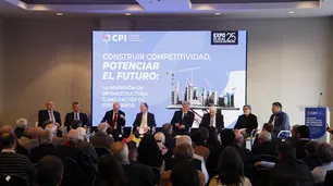"El privado no puede cubrir todo": críticas veladas de empresarios y sindicalistas ante la falta de obra pública