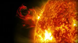 Científicos advierten sobre tormentas solares que en 2024 podrían dejar al mundo sin Internet