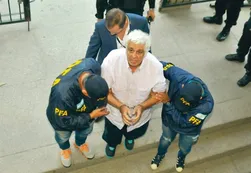 Alberto Samid se mantiene en silencio tras abandonar el penal de Marcos Paz