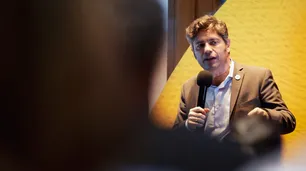 Kicillof en territorio hostil: el gobernador K desembarca en Córdoba sin reunión con Llaryora