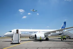 Airbus pedirá a las aerolíneas que revisen alas de sus A380 más antiguos