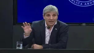 Aprobación del préstamo del FMI vía DNU: “Lo de Caputo es un festival de aprietes”