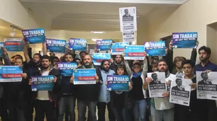 Por un escrache, Dujovne "mudó" la conferencia de prensa a la Casa Rosada
