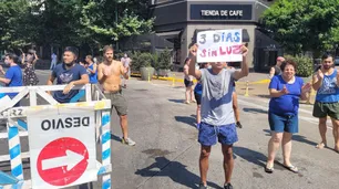 Protestas y reclamos: más de 50 mil usuarios siguen sin luz a horas de los festejos de Año nuevo