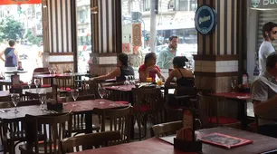 Alertan por restaurantes vacíos y cierres de lugares: un 76% de argentinos ya no sale a comer
