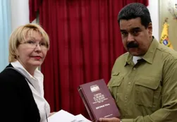 La ex fiscal general de Venezuela se escapó del país en lancha
