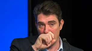 El juez Rodolfo Canicoba Corral intimó a Javier Iguacel a presentarse a la Justicia