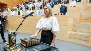 El PJ ordenó su interna en la Unicameral: asumió la schiarettista Rinaldi en la vicepresidencia