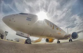Crearon una página web que refleja las demoras y cancelaciones de vuelos de Flybondi