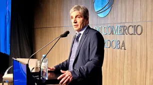 Municipios le responden a Caputo después de que les declaró la guerra por las tasas