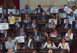Entre abucheos y aplausos la grieta estuvo presente