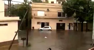 Se supo de qué murió y quién es el hombre que apareció flotando en una calle de Lanús