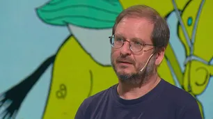 La rebelión de Martín Kohan en defensa del teléfono, de la tradición oral y de la palabra plena